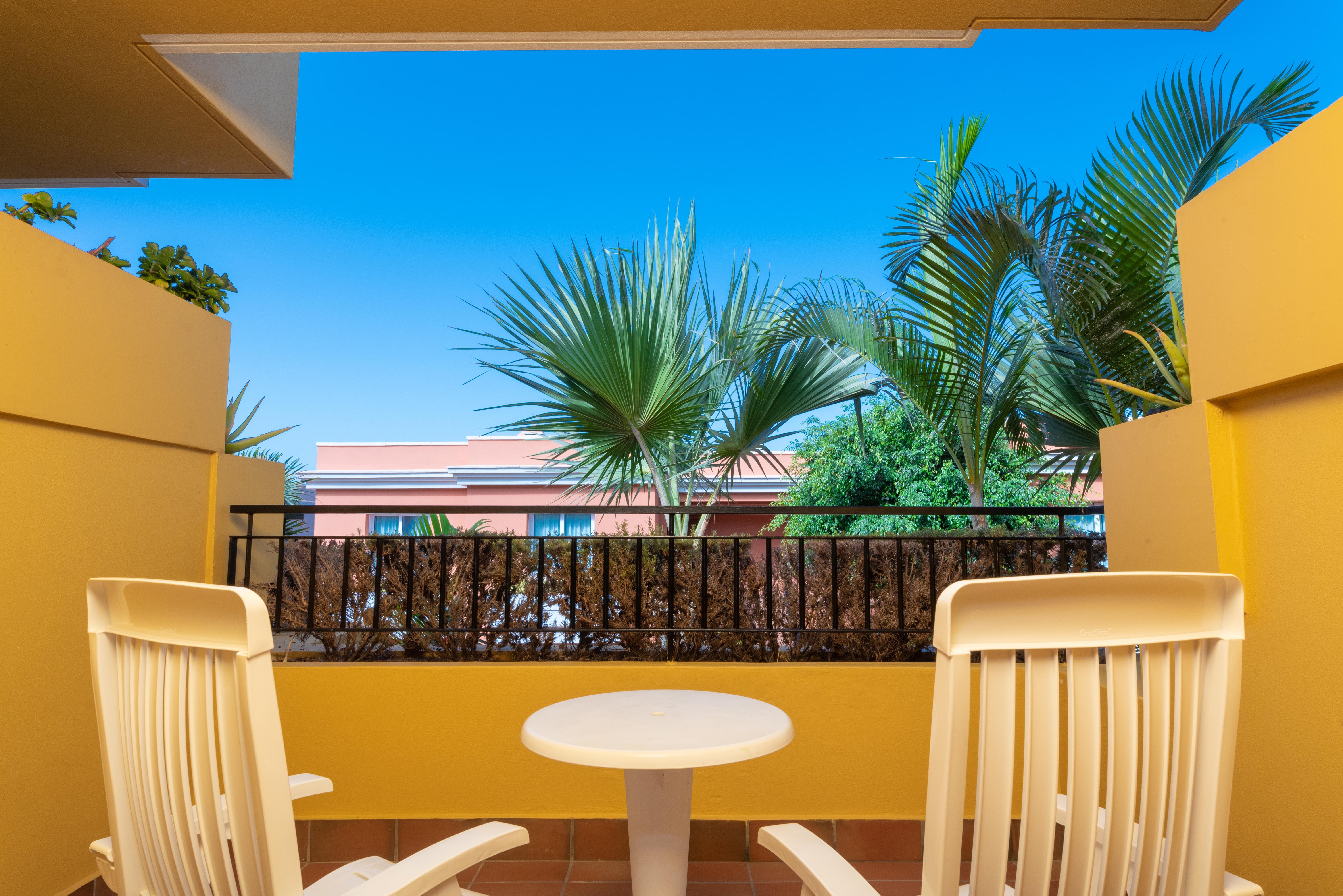 Landmar Costa Los Gigantes Family Resort Пуэрто-де-Сантьяго Экстерьер фото