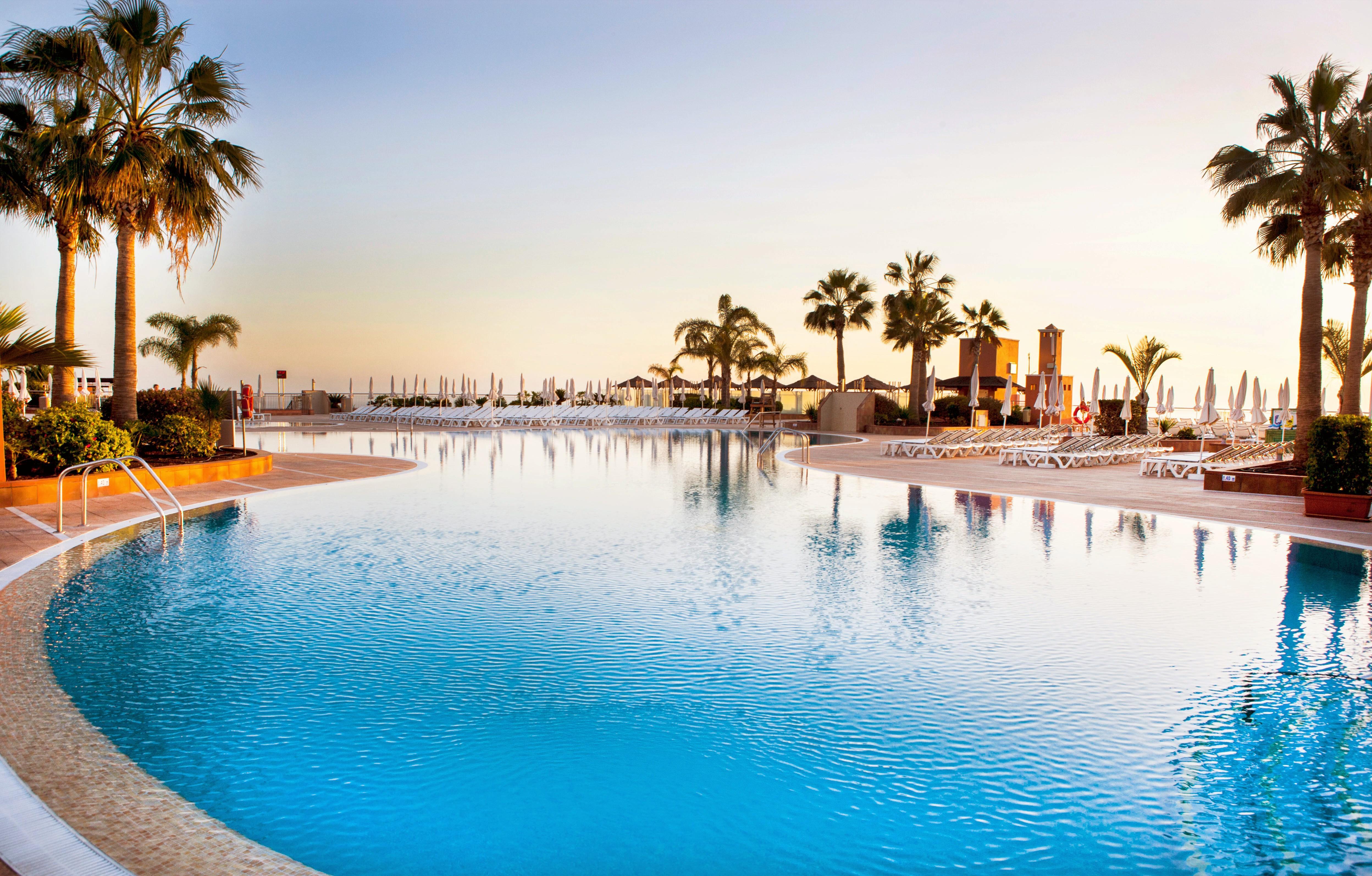 Landmar Costa Los Gigantes Family Resort Пуэрто-де-Сантьяго Экстерьер фото