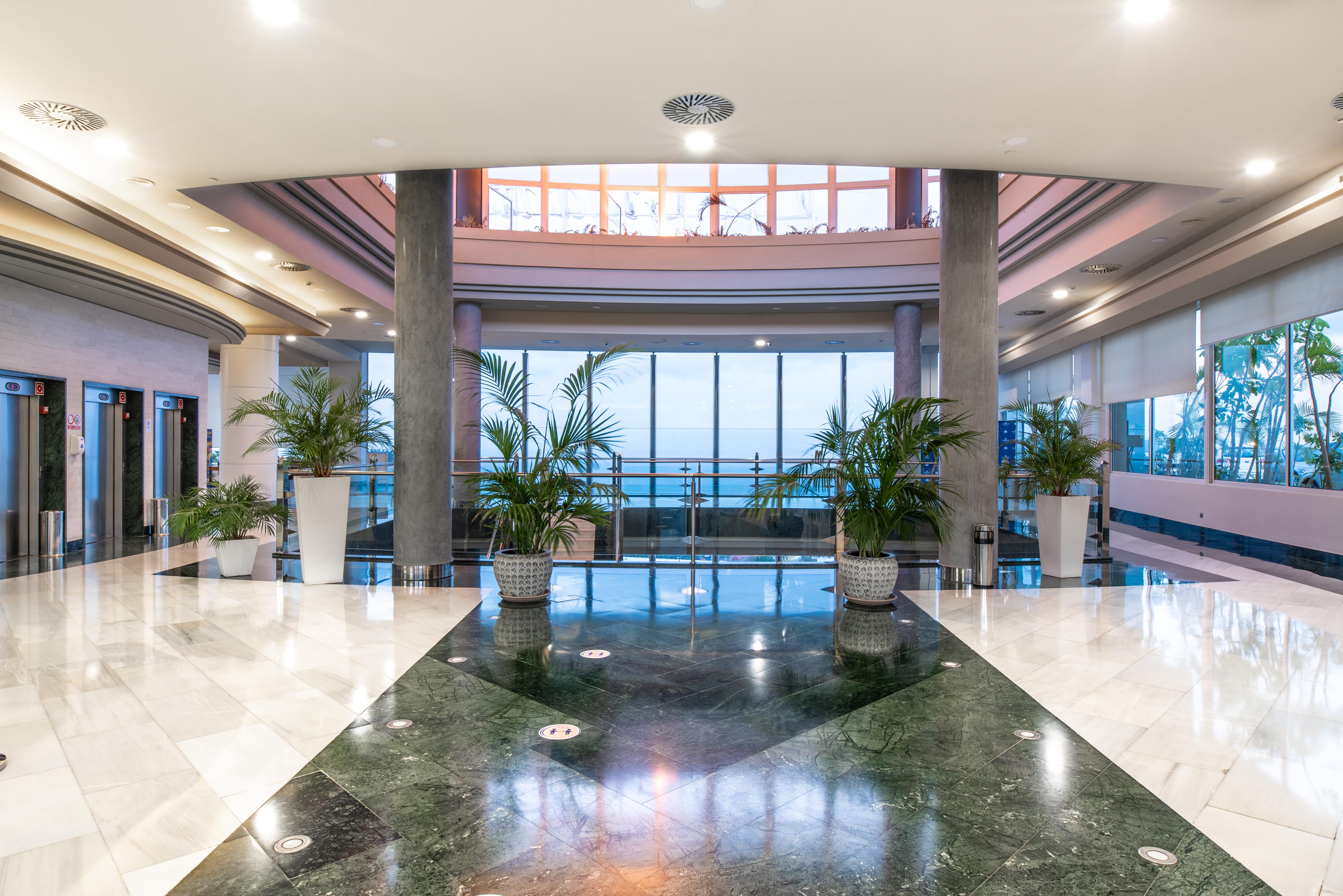 Landmar Costa Los Gigantes Family Resort Пуэрто-де-Сантьяго Экстерьер фото