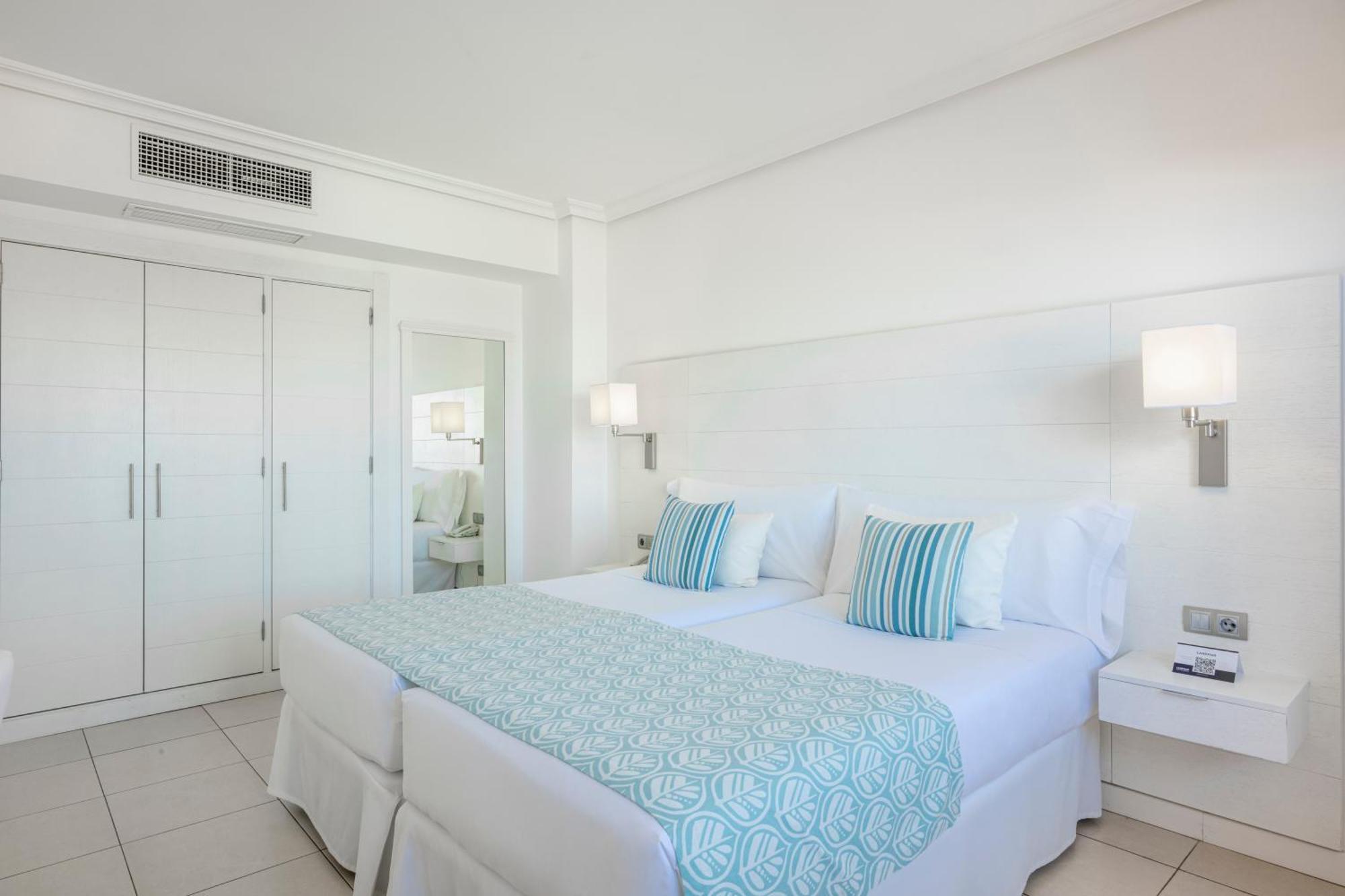 Landmar Costa Los Gigantes Family Resort Пуэрто-де-Сантьяго Экстерьер фото