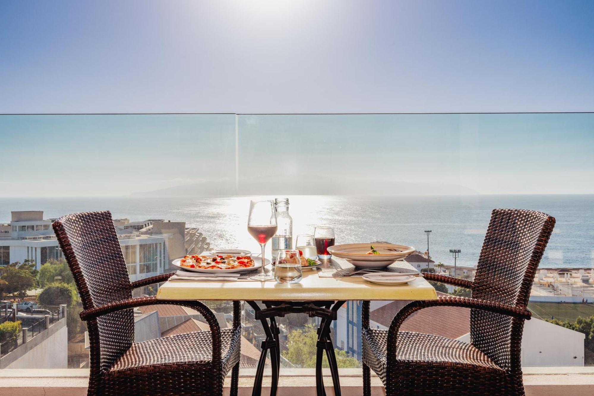 Landmar Costa Los Gigantes Family Resort Пуэрто-де-Сантьяго Экстерьер фото